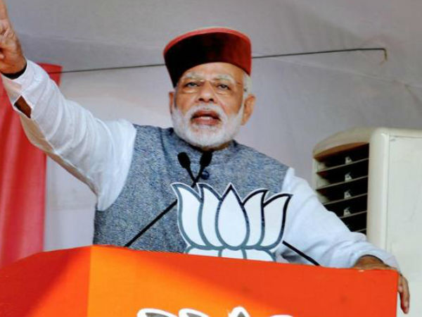 In Himachal Pradesh, PM Narendra Modi’s twin attack targets Congress on corruption, loan waiver In Himachal Pradesh, PM Narendra Modi’s twin attack targets Congress on corruption, loan waiver