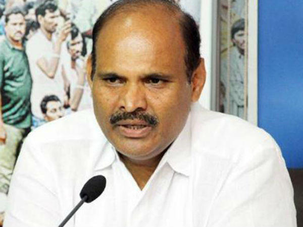 పెథాయ్ వచ్చినప్పుడు అందుబాటులో లేరు