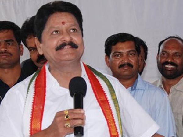 కనీసం డిప్యూటీ సీఎం లేదా మంత్రి