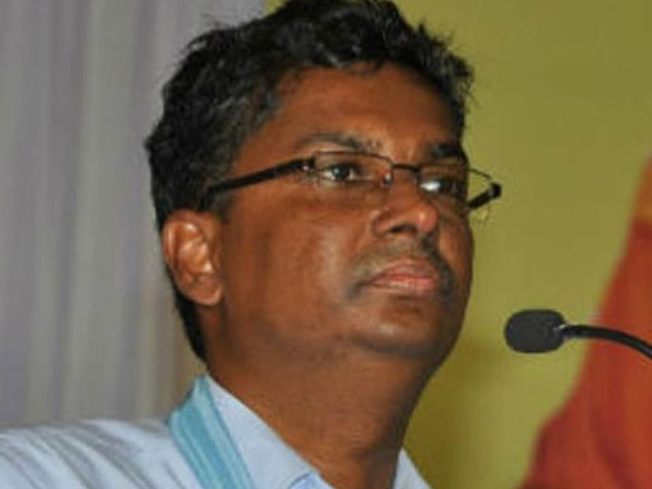 రిసార్టుకు రెబల్ ఎమ్మెల్యేలు