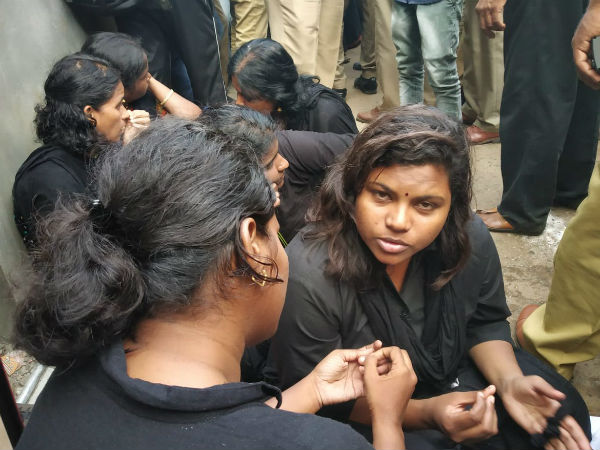 once again tension situation in shabarimala once again tension situation in shabarimala