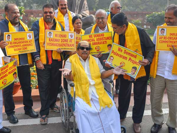 Naramalli Sivaprasad dressed up like the late DMK leader M Karunanidhi Naramalli Sivaprasad dressed up like the late DMK leader M Karunanidhi