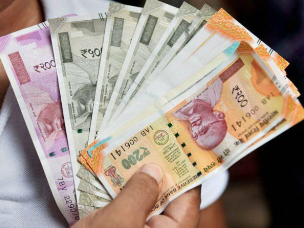 రెండేళ్లుగా కొత్త నోట్ల వాడకం