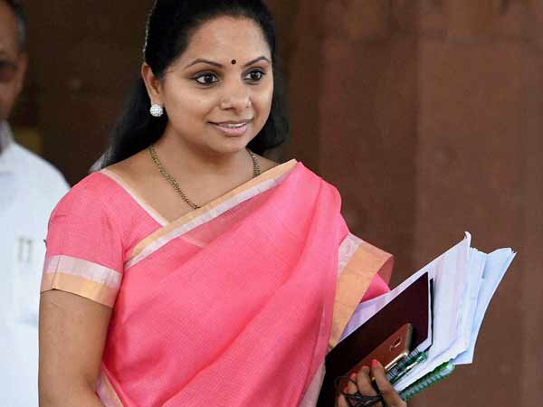 వ్యాపారమంటే ఇష్టం..! తెలంగాణ ఉద్యమంతో రాజకీయాల్లోకి వచ్చానన్న కవిత..!!