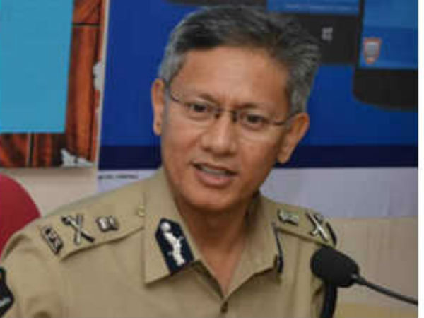 CBI officers grills Koneru Satish over Ayesha Meera murder case CBI officers grills Koneru Satish over Ayesha Meera murder case