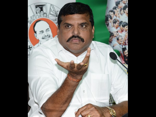 ఓటర్ల జాబితా ట్యాబుల్లో ఎందుకు?