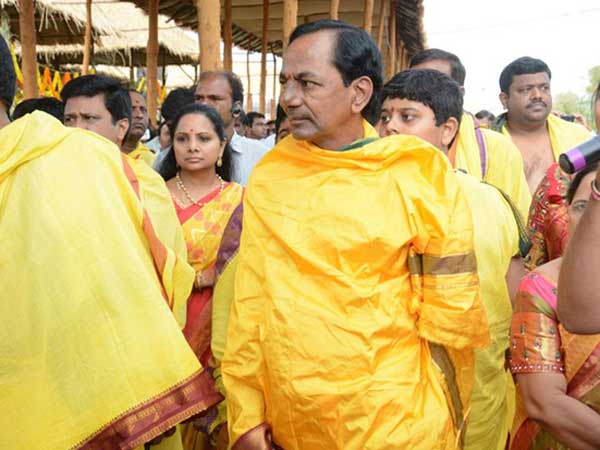స్థోమత కలిగిన వారు యాగం చేస్తారు