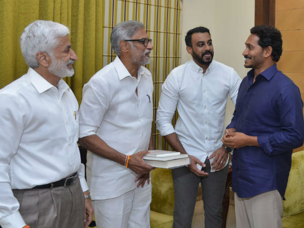 హితేష్కు కొత్త చిక్కు