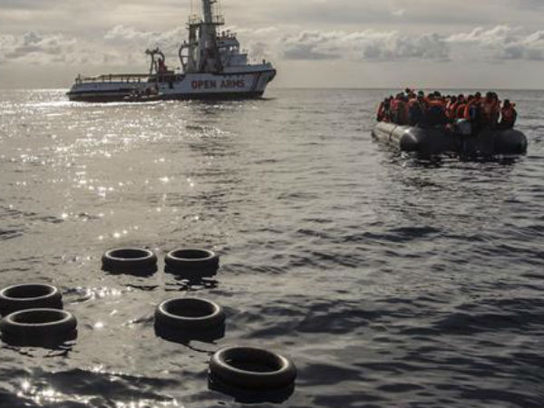 Dinghies with 170 migrants on board missing in Med Dinghies with 170 migrants on board missing in Med