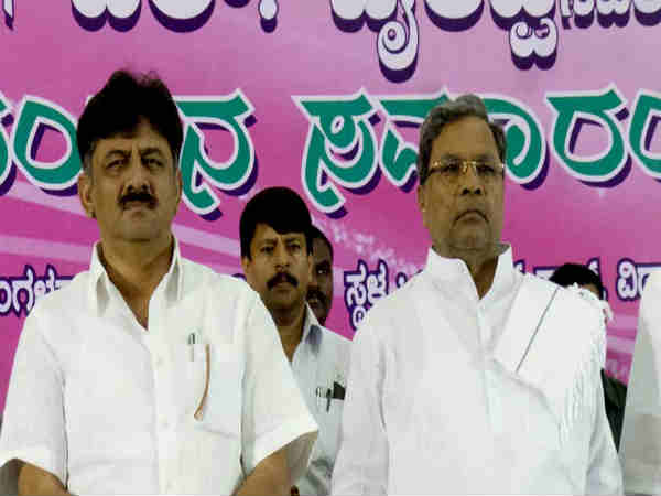 సిద్దరామయ్య VS డీకే శివకుమార్