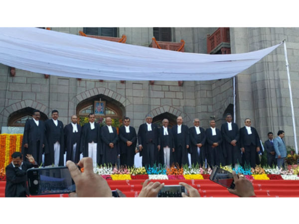 telangana high court started, cj and 12 justice taken oath telangana high court started, cj and 12 justice taken oath