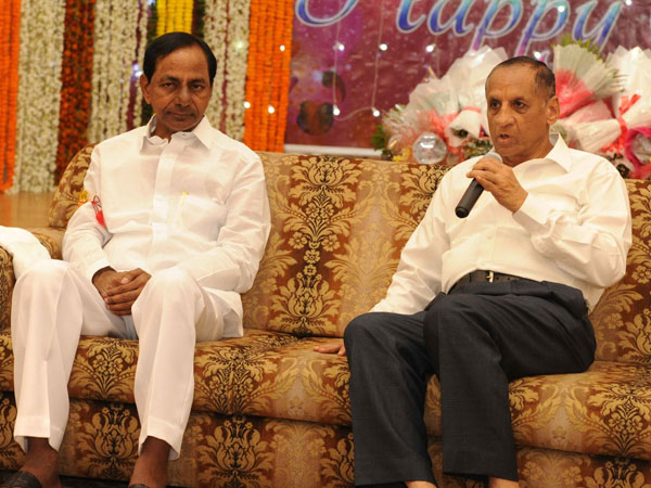 కేంద్ర బడ్జెట్కు అనుగుణంగా
