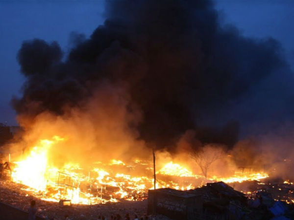 major fire accident in delhi, 100 huts were burned major fire accident in delhi, 100 huts were burned