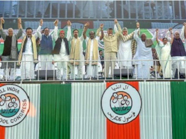 ఐక్యత ర్యాలీకి హాజరైన బీజేపేయేతర నేతలు