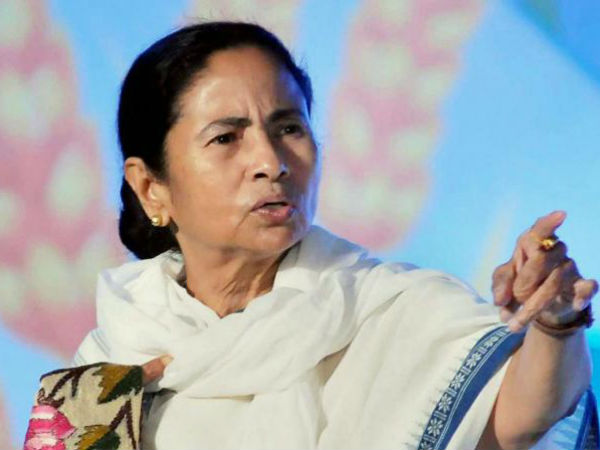 ఏటా 5వేలు ఇచ్చేందుకు మమత రెడి..! రైతు భీమా చేయించేందుకు సిద్దం..!