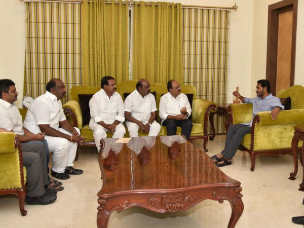 మల్లిఖార్జున రెడ్డి సోదరుడు రఘునాదరెడ్డి
