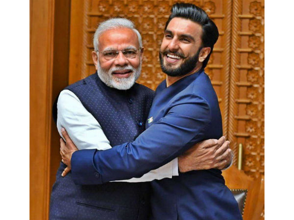 మూడునెలల్లో రెండు భారీ బాలీవుడ్ కార్యక్రమాలకు ప్రధాని