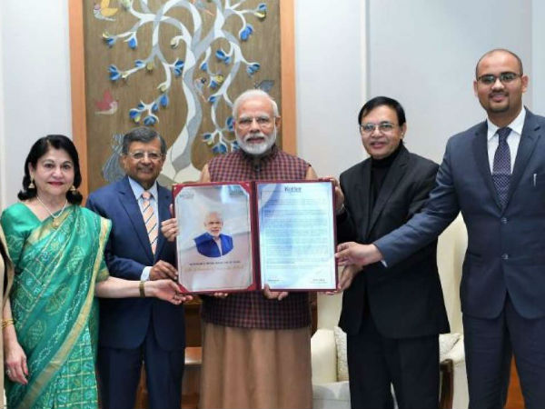 Philip Kotler Award a fake one, PMO should return it: Shashi Tharoor Philip Kotler Award a fake one, PMO should return it: Shashi Tharoor