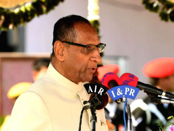 అన్ని రంగాల్లో ఏపి దూసుకెళ్తోంది..! ఈజ్ ఆఫ్ డూయింగ్ ను మెచ్చకున్న గవర్నర్..!!