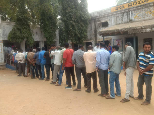 ప్రత్యర్థికన్నా 8 ఎక్కువొస్తే చాలు