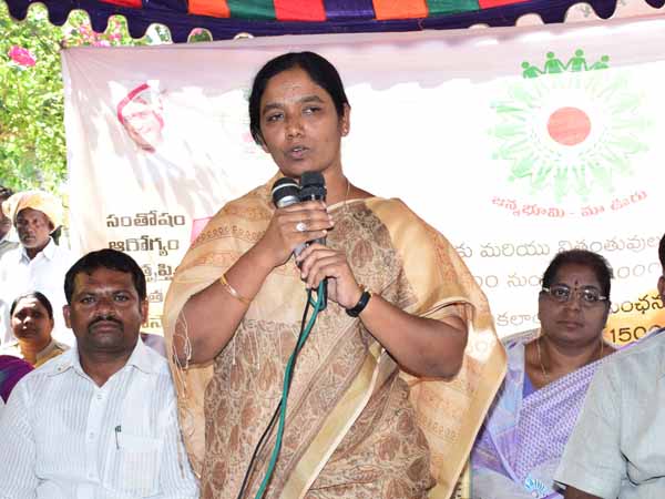 సునీతతో వేగలేం