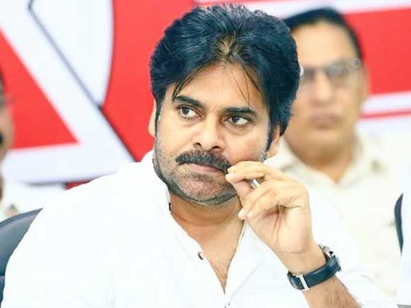 చంద్రబాబుకు జనసేనాని గట్టి షాక్