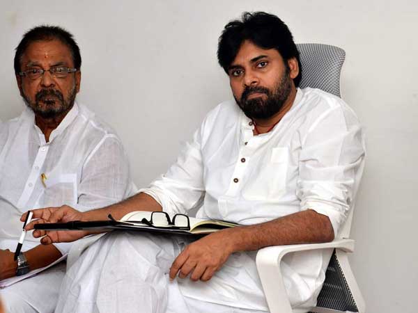 జిల్లాల సమీక్ష