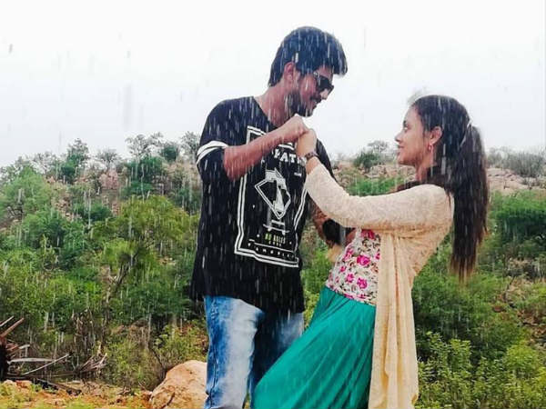 మగబిడ్డకు జన్మనిచ్చిన అమృత