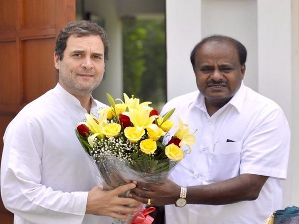 12 స్థానాలు కేటాయించాలని కాంగ్రెస్ను కోరుతున్న జేడీఎస్