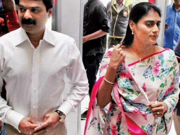 షర్మిలకు పింఛన్కు లింక్ పెట్టిన చంద్రబాబు!