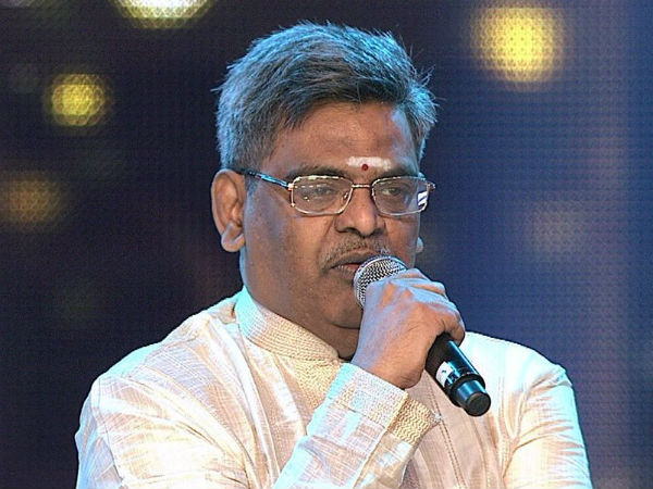 గేయ రచయిత సిరివెన్నెల కు పద్మశీ