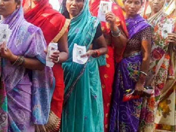 ఓటింగ్.. ఉత్కంఠ
