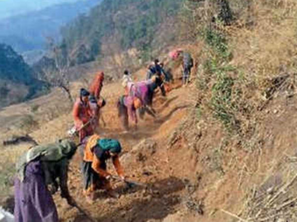 After 19 year wait, villagers start carving hill for road After 19 year wait, villagers start carving hill for road
