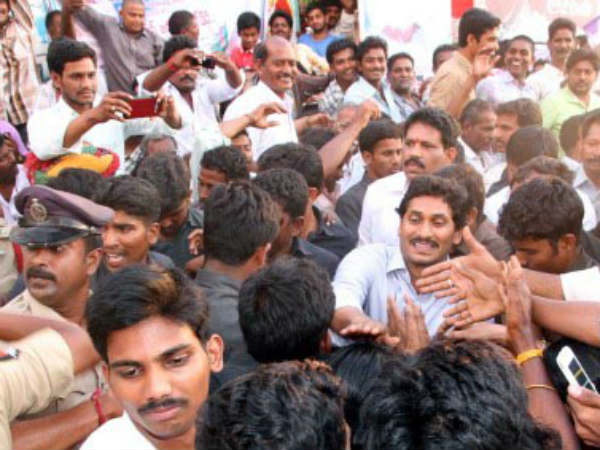అభ్యర్ధుల ప్రకటన ఇలా.. విజయవాడ కేంద్రంగా..