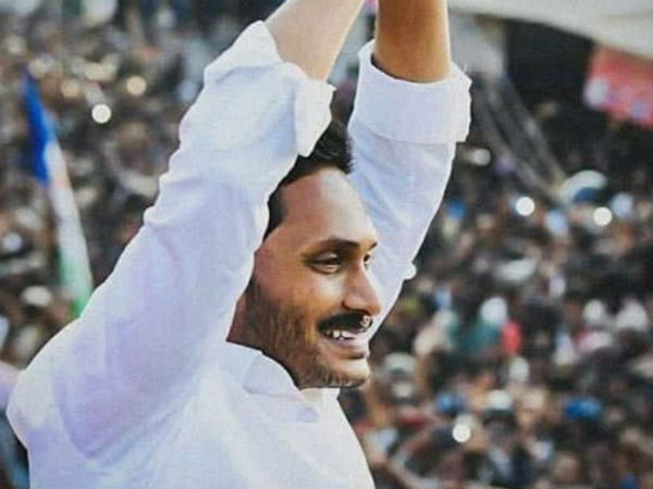 విద్యారంగాన్ని భ్రష్టు పట్టించారు