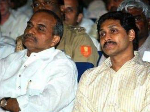 మూడు సార్లు తండ్రి పై ... రెండో సారి తనయుడి పై..