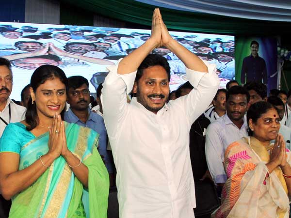 కడప లోక్సభ స్థానం నుంచి వైయస్ షర్మిళ..?