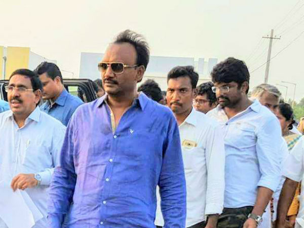 చంద్రబాబు చేతిలో ఉన్నట్లుగా నాకు అనిపించదు
