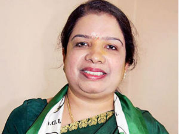 I am not belonging from Telugu family, I am pure Kannadiga, says Anitha Kumara Swamy I am not belonging from Telugu family, I am pure Kannadiga, says Anitha Kumara Swamy