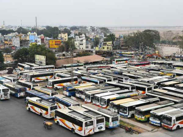 majority rtc employees oppose fitment which is announced by the government of andra pradesh majority rtc employees oppose fitment which is announced by the government of andra pradesh