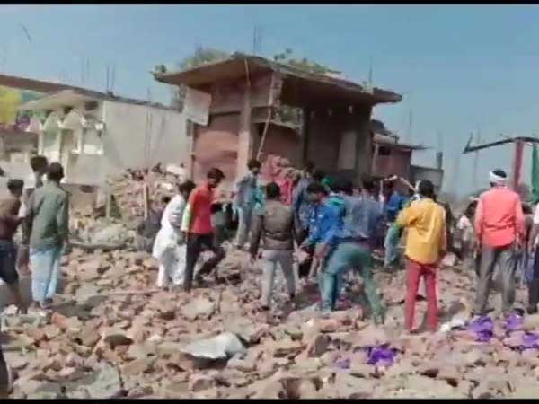 10 killed in explosion at factory in Bhadohi District 10 killed in explosion at factory in Bhadohi District
