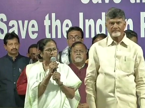ఏపీ, బెంగాల్, ఢిల్లీల అభివృద్ధిని అడ్డుకుంటోంది