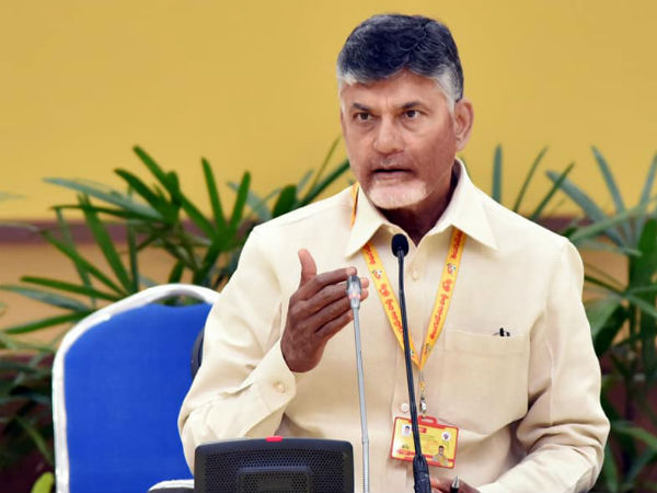 చంద్రబాబు మంచి కథకుడే..