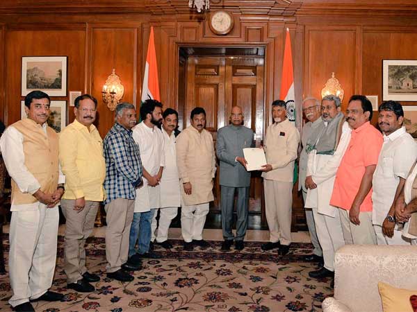 మోదీకి జగన్ ఊడిగం చేస్తున్నారు..
