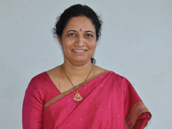 గౌరు చరిత ఫిరాయింపు వెనుక మాండ్ర