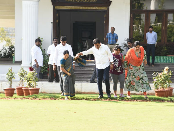 birthday greetings to cm kcr from his son ktr birthday greetings to cm kcr from his son ktr