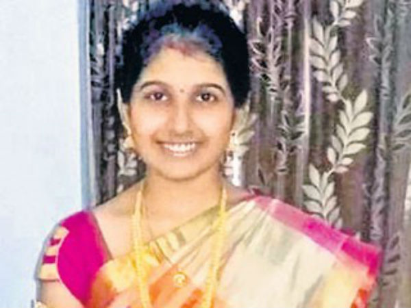 Father kills his daughter : Love with man of lower caste Father kills his daughter : Love with man of lower caste