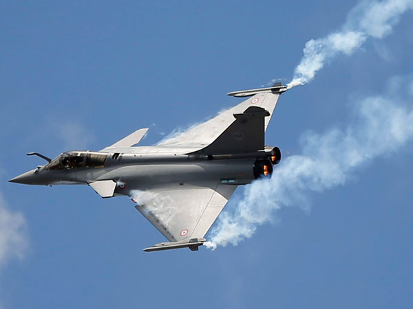 Rafale deal: Conflict of interest, CAG must recuse, says Congress Rafale deal: Conflict of interest, CAG must recuse, says Congress