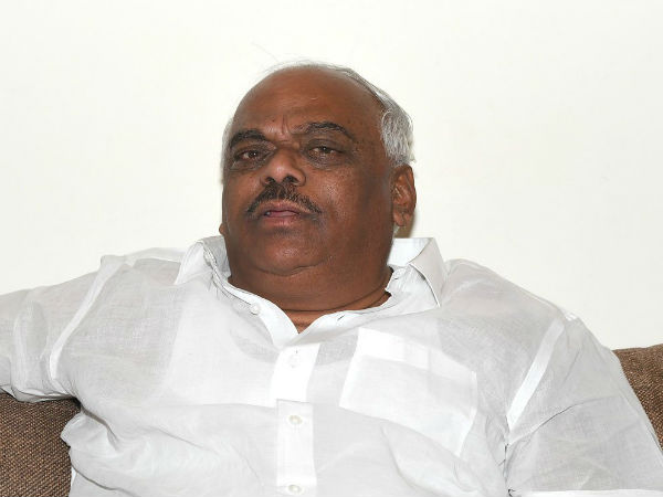 Karnataka speaker went emotional during session on allegation of receiving Rs 50 crore to accept resignation. Karnataka speaker went emotional during session on allegation of receiving Rs 50 crore to accept resignation.