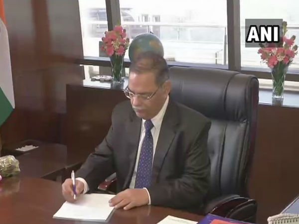 First day first Challenge comes in the form of Mamata Banerjee to CBI new director Rishi Shukla First day first Challenge comes in the form of Mamata Banerjee to CBI new director Rishi Shukla